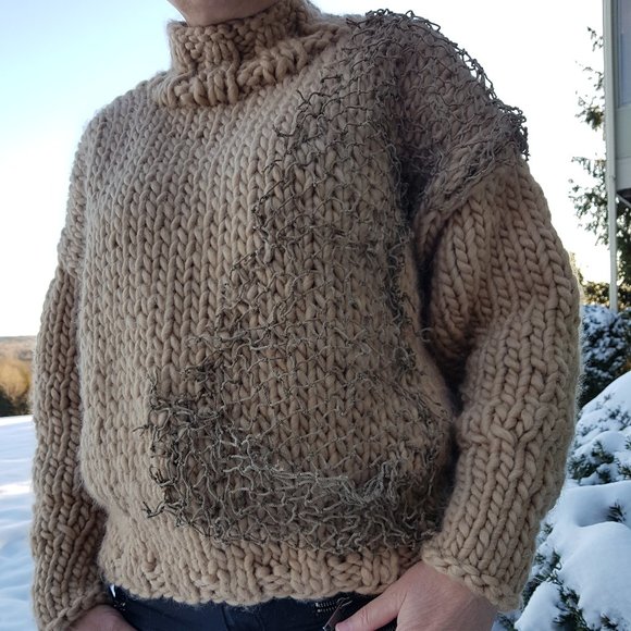 Wool winter set, hazelnut, sweater and matching hat, hand knitted - Picture 5 of 10